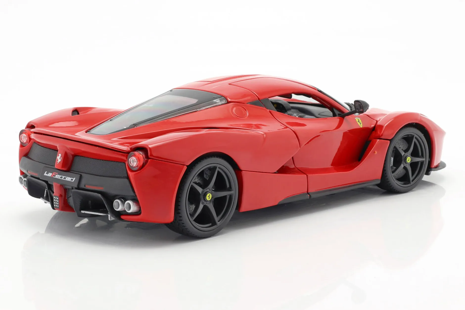 Ferrari LaFerrari rot 1:18 Bburago