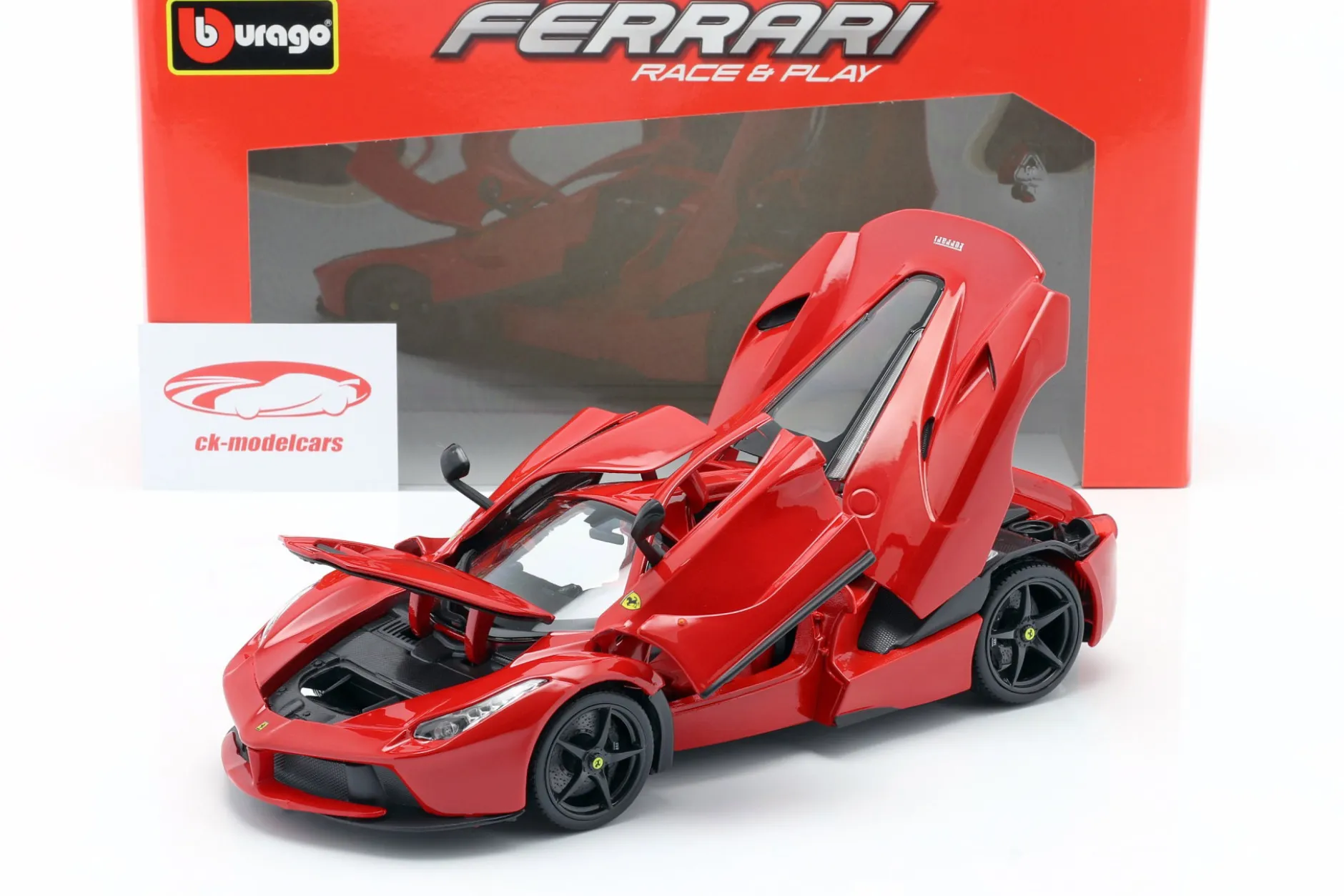 Ferrari LaFerrari rot 1:18 Bburago