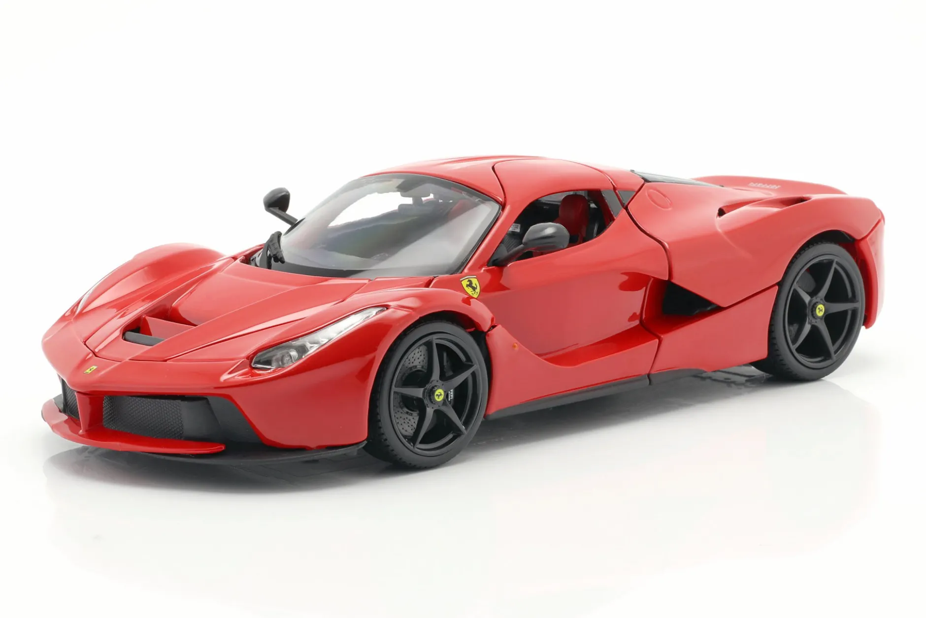 Ferrari LaFerrari rot 1:18 Bburago