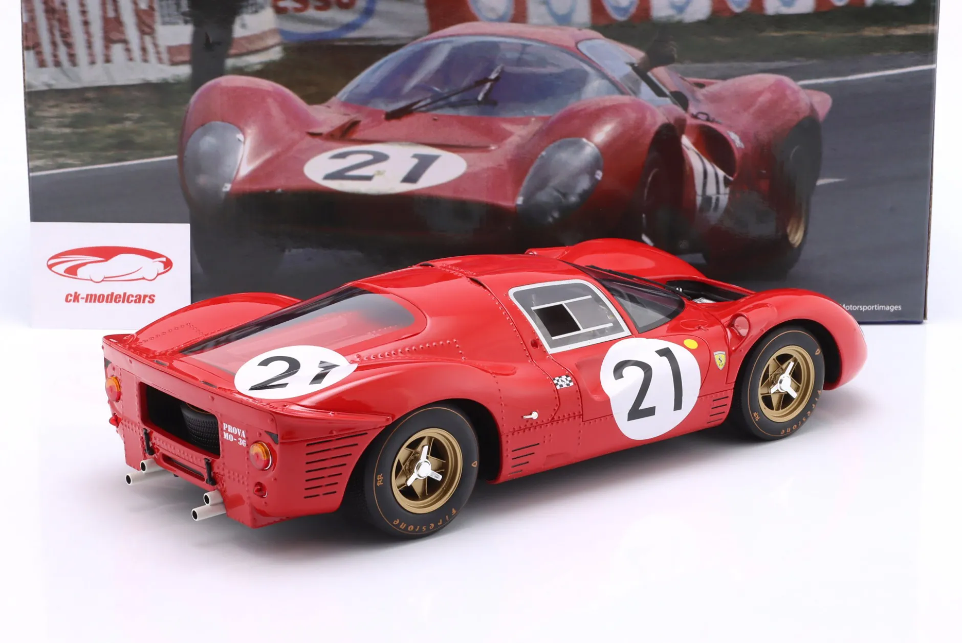 Ferrari 330 P4 #21 2nd 24h LeMans 1967 Scarfiotti, Parkes 1:12 WERK83