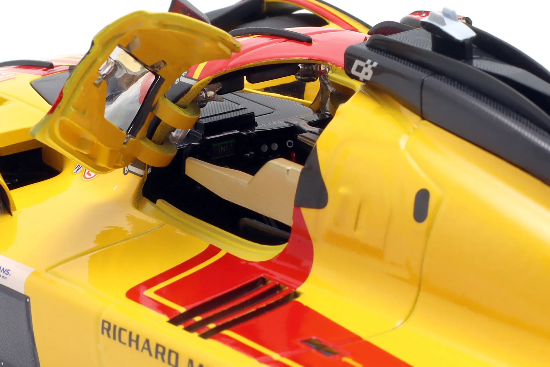 Ferrari 499P #83 Sieger 24h LeMans 2025 Kubica, Ye, Hanson 1:18 Bburago