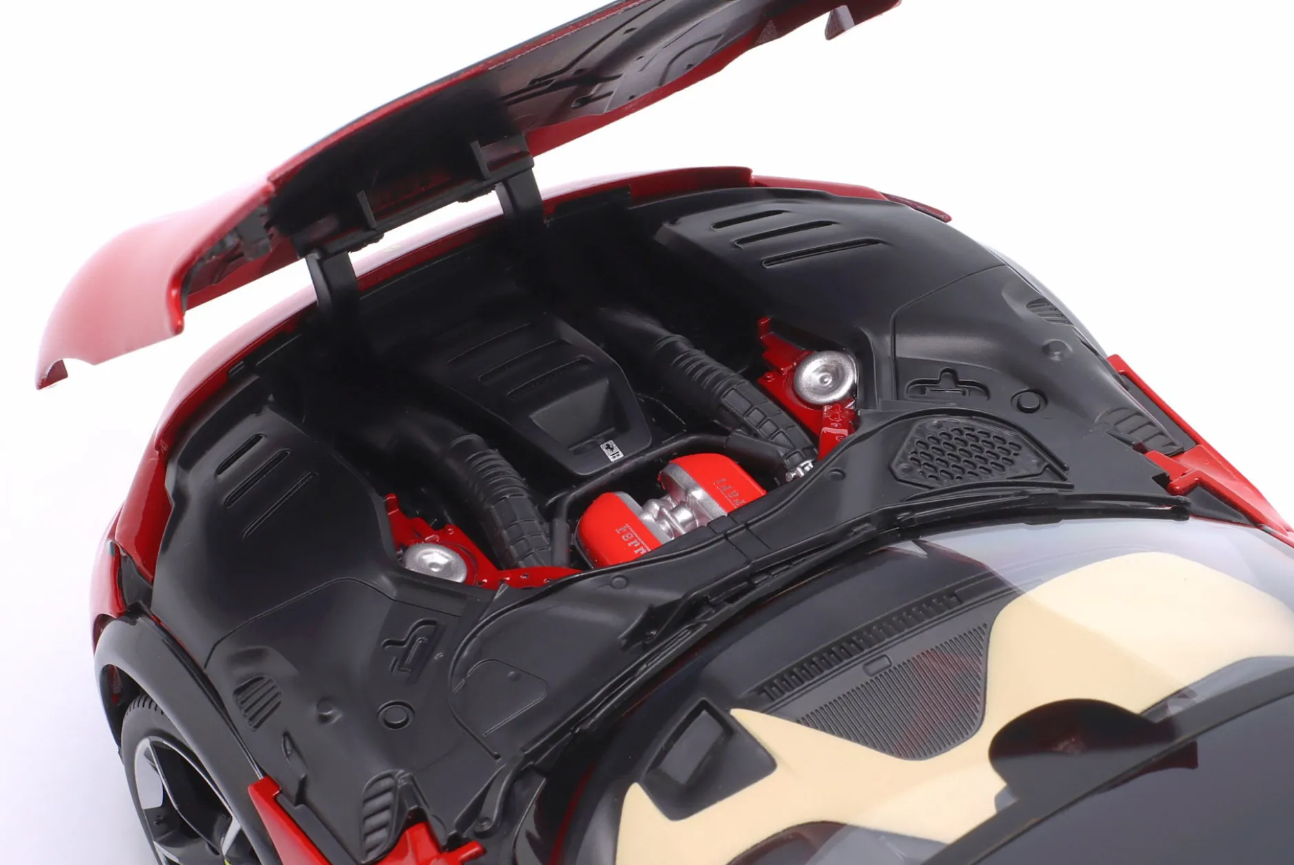 Ferrari Purosangue Baujahr 2022 corsa rot 1:18 Polistil