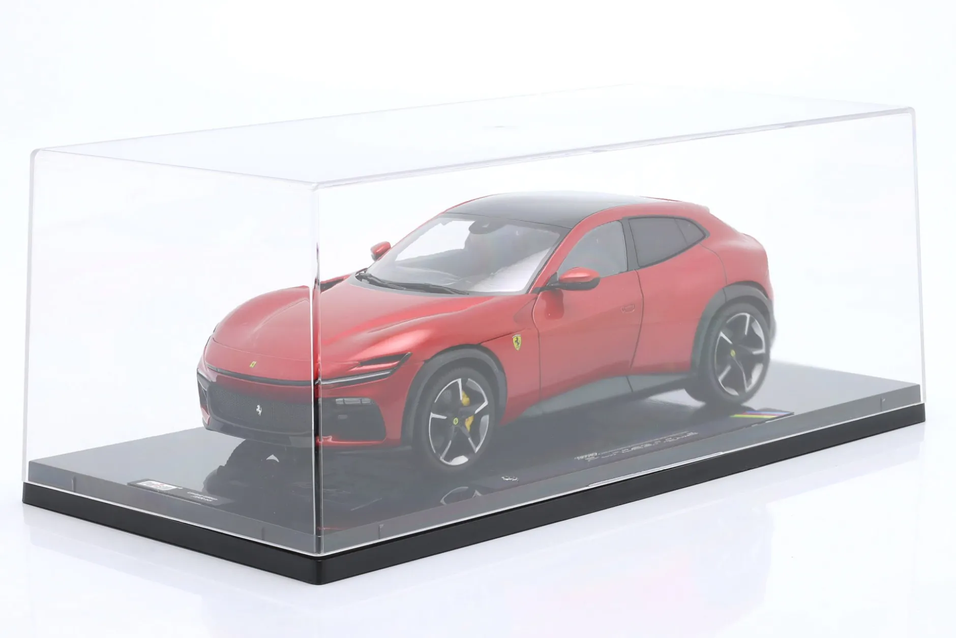 Ferrari Purosangue Baujahr 2022 magma rot 1:18 Polistil
