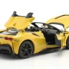 Ferrari SF90 Spider Baujahr 2021 gold metallic 1:18 Bburago