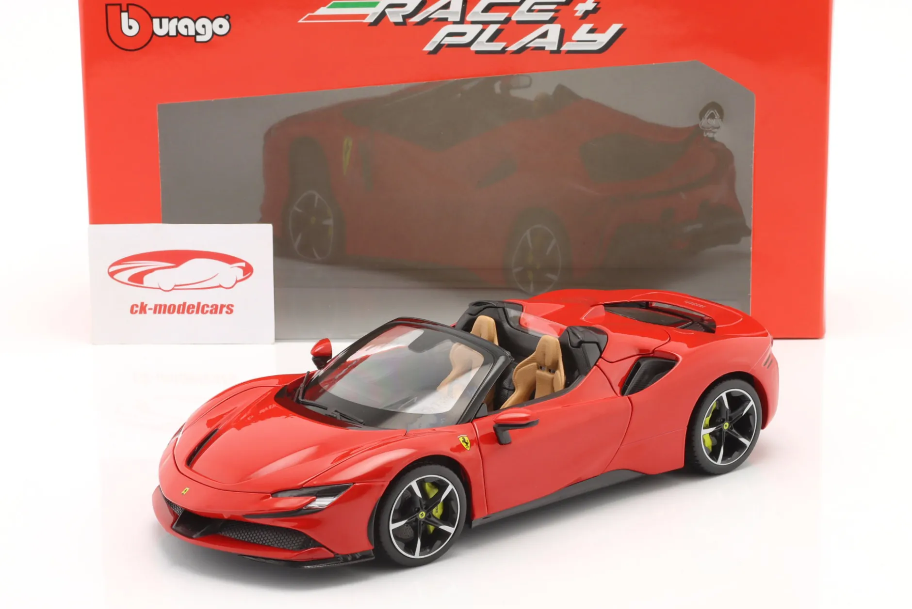 Ferrari SF90 Spider Baujahr 2021 rot 1:18 Bburago