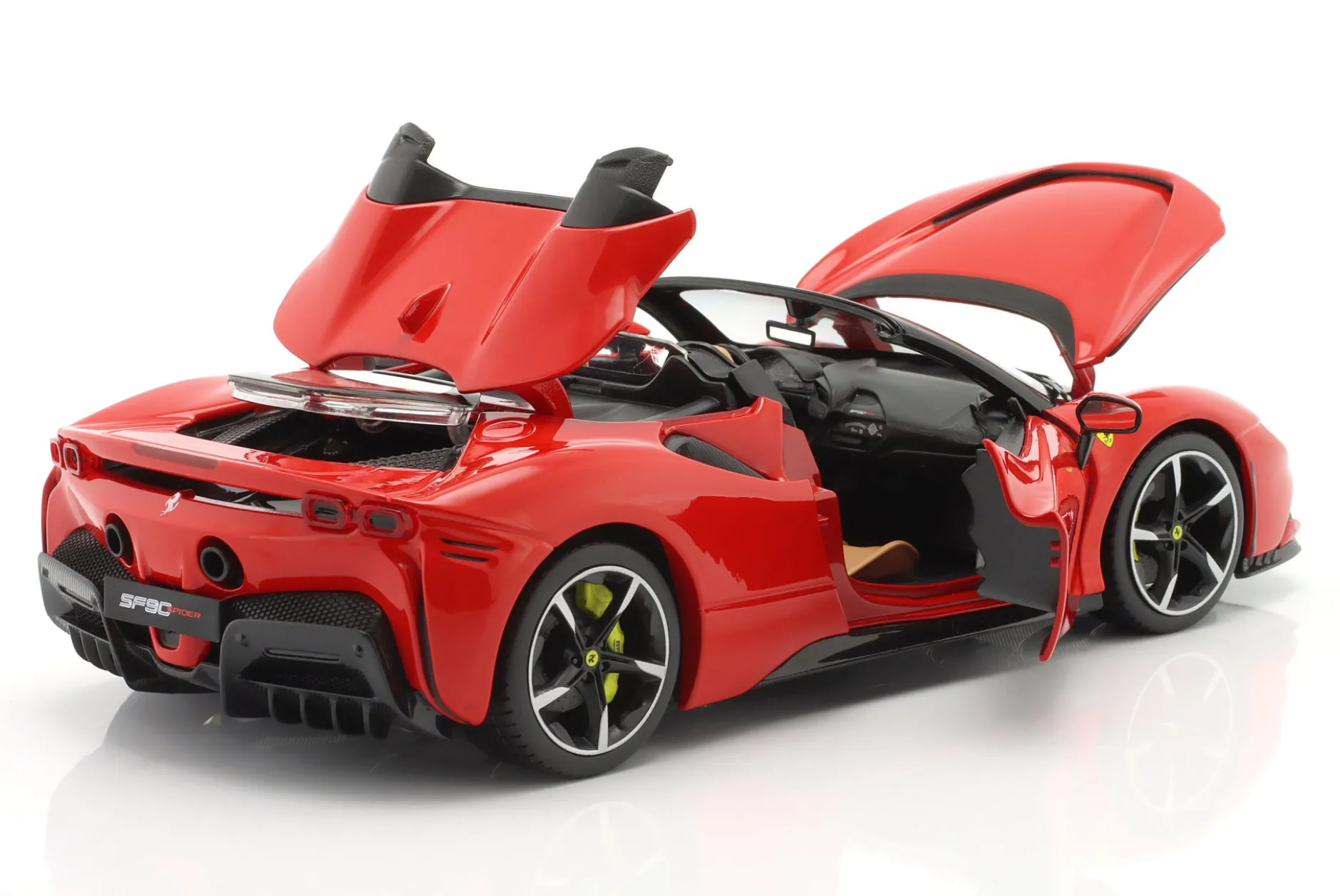 Ferrari SF90 Spider Baujahr 2021 rot 1:18 Bburago