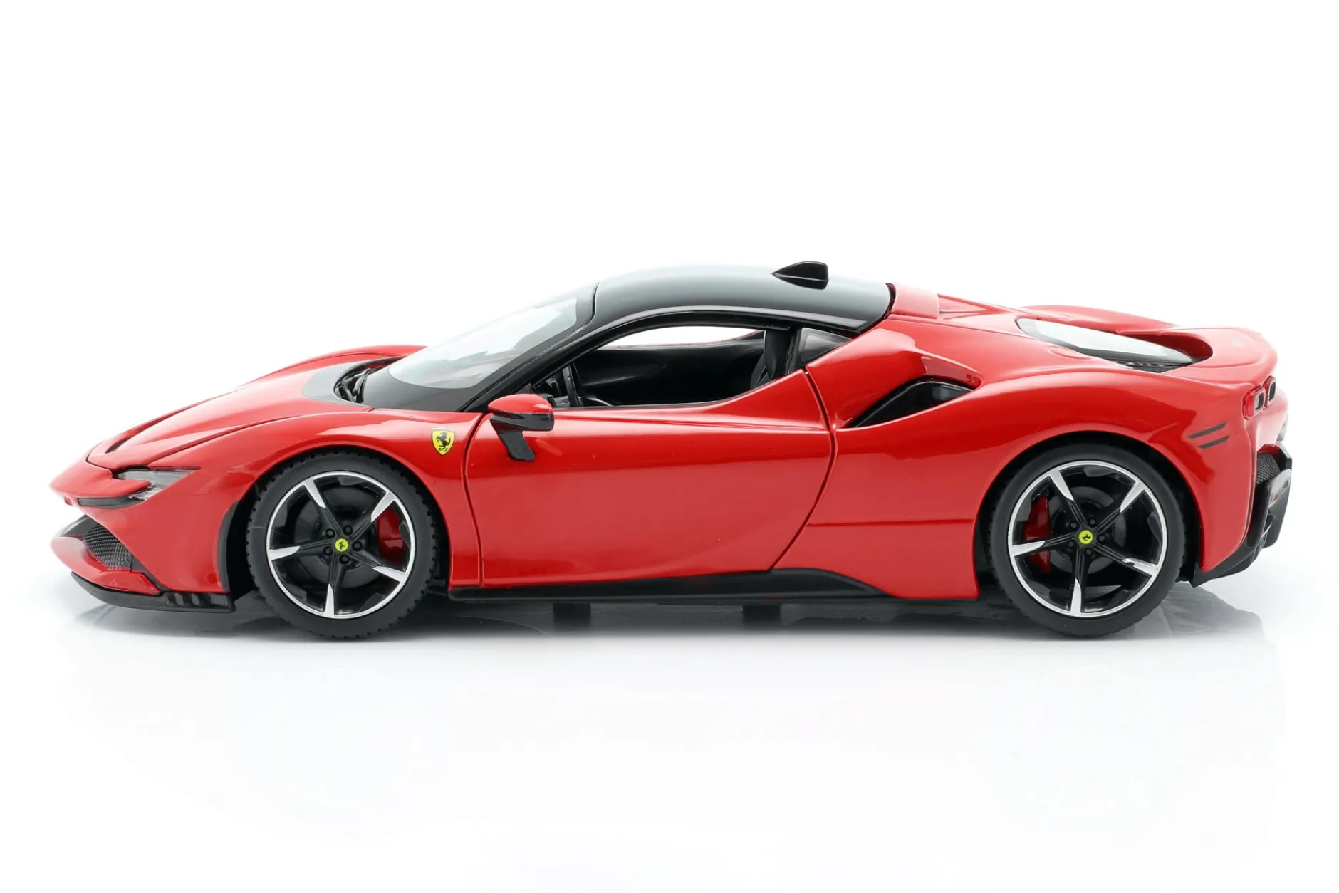 Ferrari SF90 Stradale Baujahr 2019 rot 1:24 Bburago