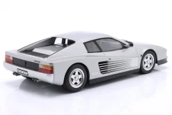 Ferrari Testarossa Baujahr 1986 silbergrau metallic 1:18 KK-Scale