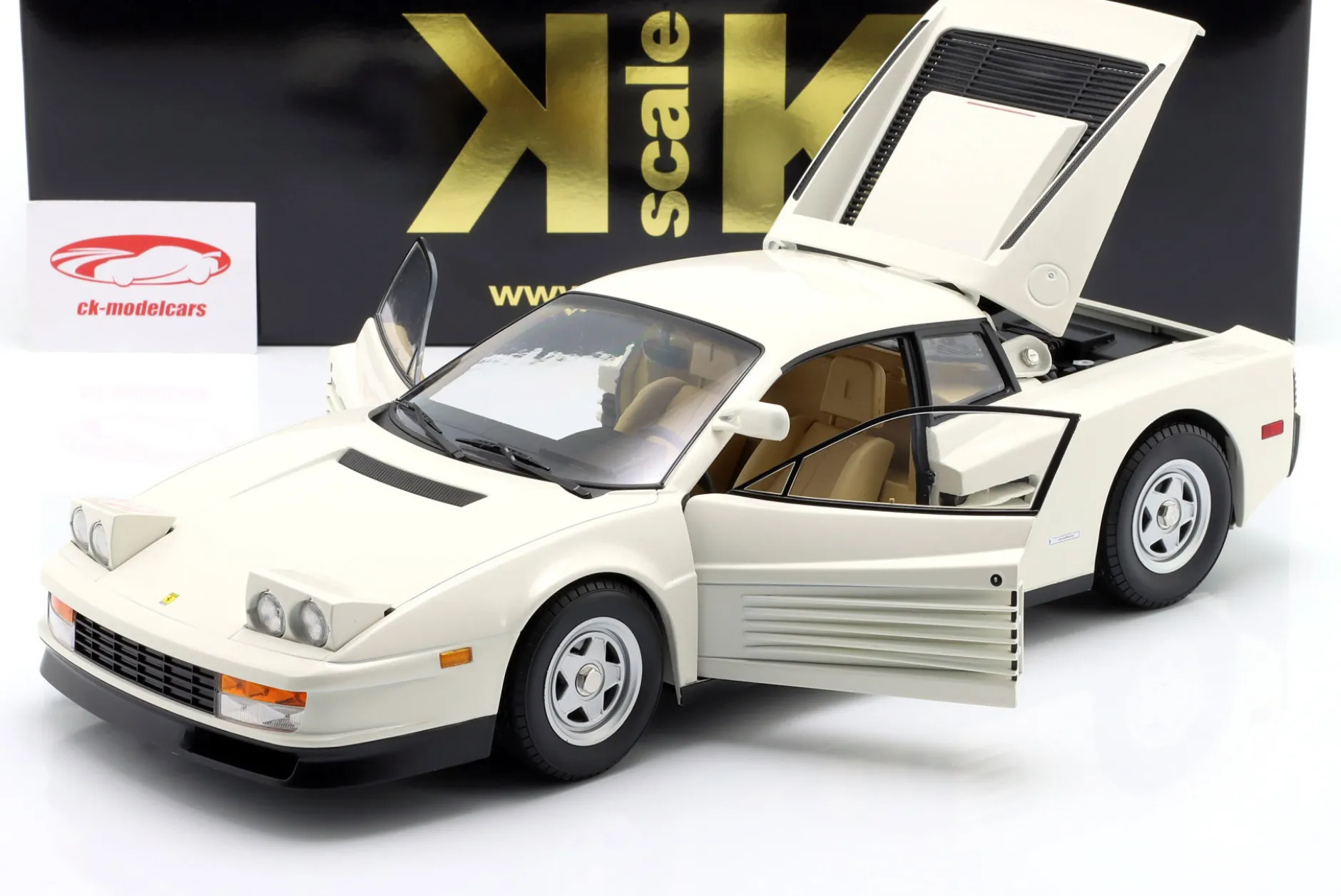 Ferrari Testarossa Monospeccio US-Version Baujahr 1984 weiß 1:12 KK-Scale
