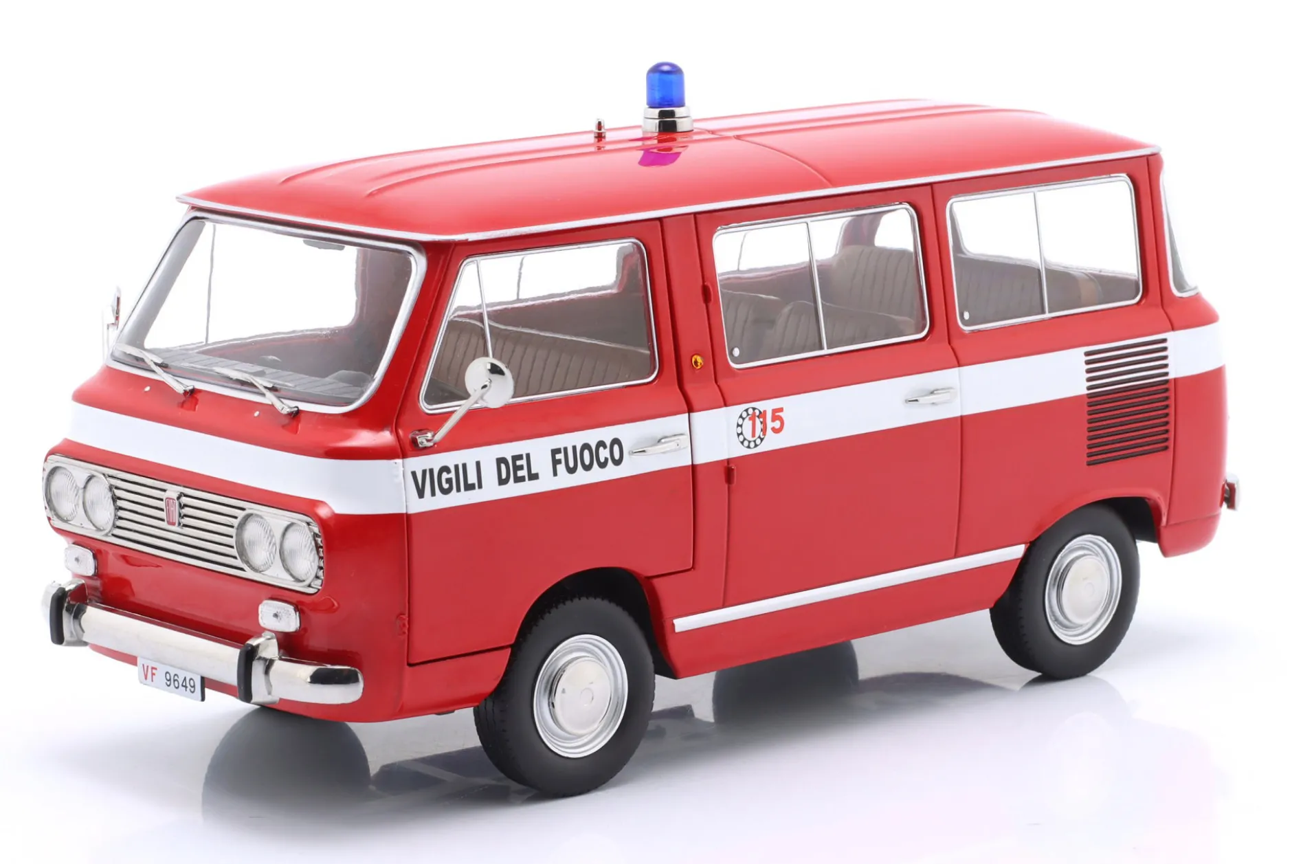 Fiat 850 Familiare Vigili Del Fuoco Baujahr 1970 rot 1:18 Mitica