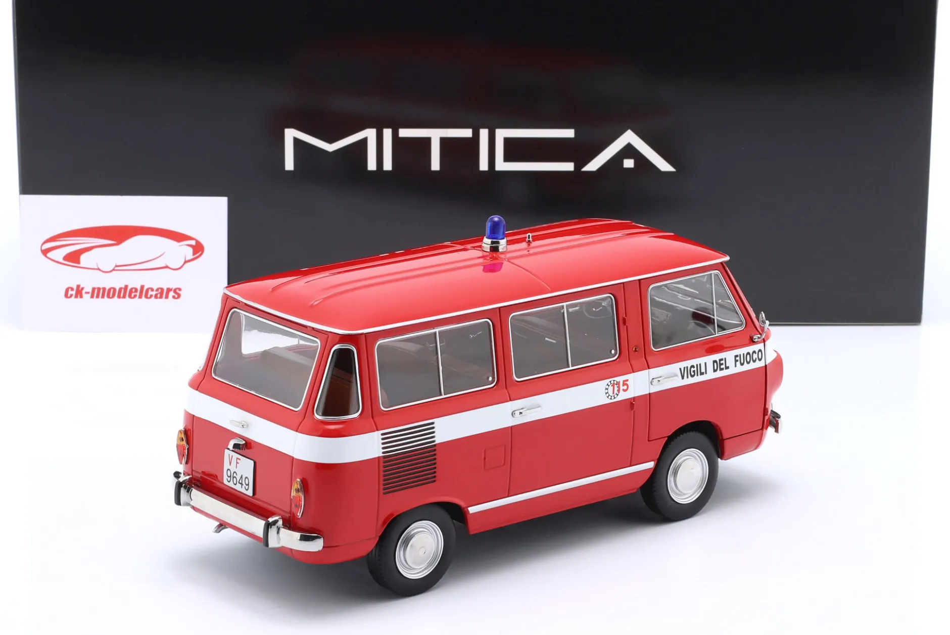 Fiat 850 Familiare Vigili Del Fuoco Baujahr 1970 rot 1:18 Mitica
