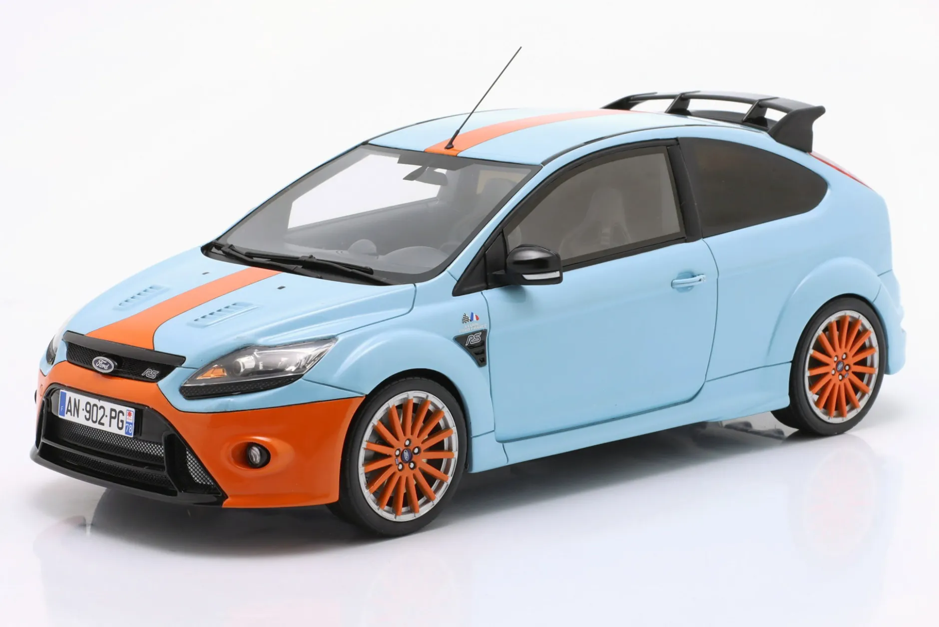 Ford Focus MK2 RS LeMans Tribute 2010 gulf blau / orange 1:18 OttOmobile
