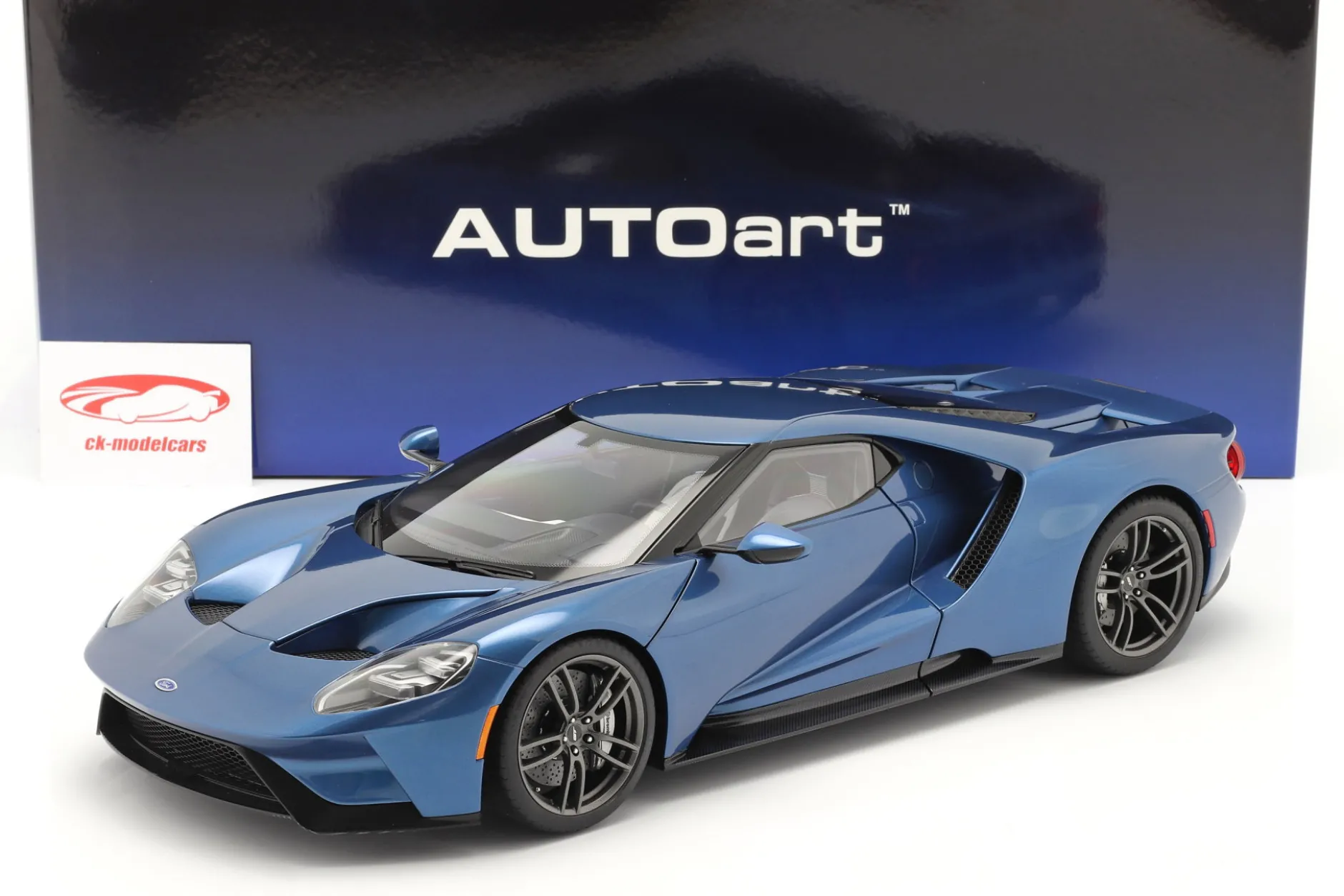 Ford GT Baujahr 2017 liquid blau 1:12 AUTOart