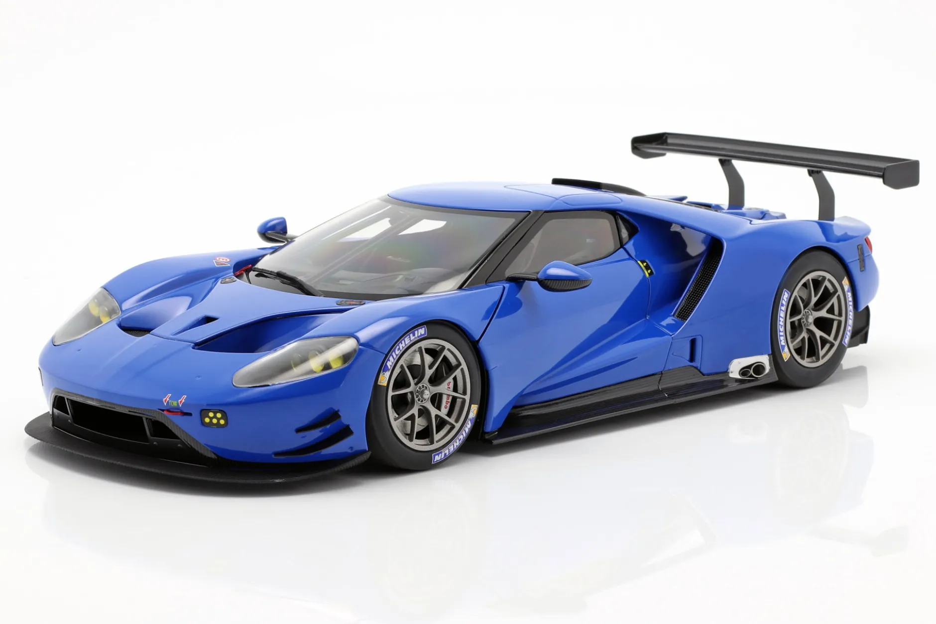 Ford GT LeMans Plain Body Version blau 1:18 AUTOart