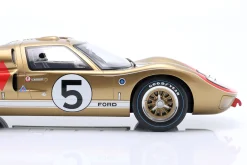 Ford GT40 Mk II #5 3rd 24h LeMans 1966 Bucknum, Hutcherson 1:12 CMR