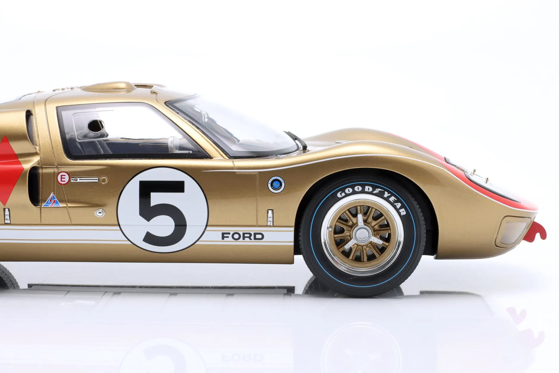 Ford GT40 Mk II #5 3rd 24h LeMans 1966 Bucknum, Hutcherson 1:12 CMR