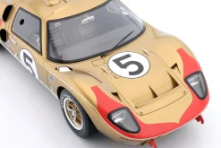 Ford GT40 Mk II #5 3rd 24h LeMans 1966 Bucknum, Hutcherson 1:12 CMR