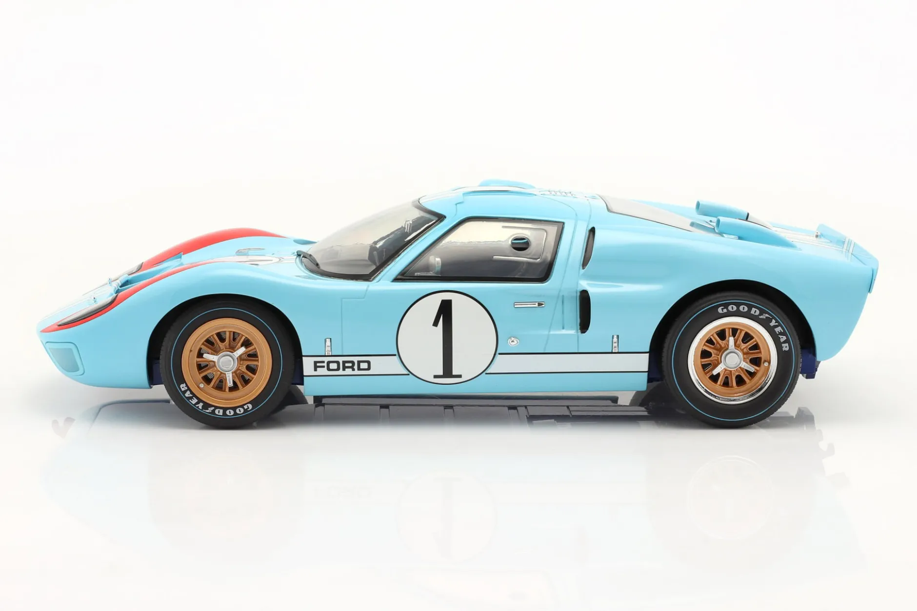 Ford GT40 #1 2nd 24h LeMans 1966 Miles, Hulme 1:12 CMR