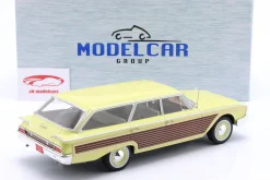 Ford LTD Country Squire Baujahr 1960 hellgelb / Holzoptik 1:18 ModelCar Group