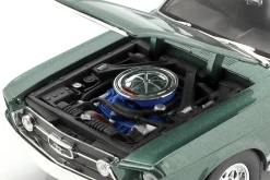Ford Mustang GTA Fastback Baujahr 1967 grün 1:18 Maisto
