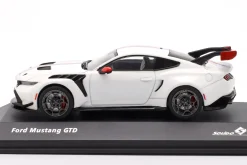 Ford Mustang GTD Baujahr 2025 weiß / Dekor 1:43 Solido