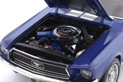 Ford Mustang GT Fastback Baujahr 1968 blau metallic / weiß 1:12 KK-Scale