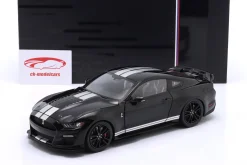 Ford Mustang Shelby GT500 Baujahr 2022 schwarz 1:18 Ixo