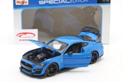 Ford Mustang Shelby GT500 Baujahr 2020 blau 1:18 Maisto