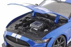 Ford Mustang Shelby GT500 Baujahr 2020 blau 1:18 Maisto