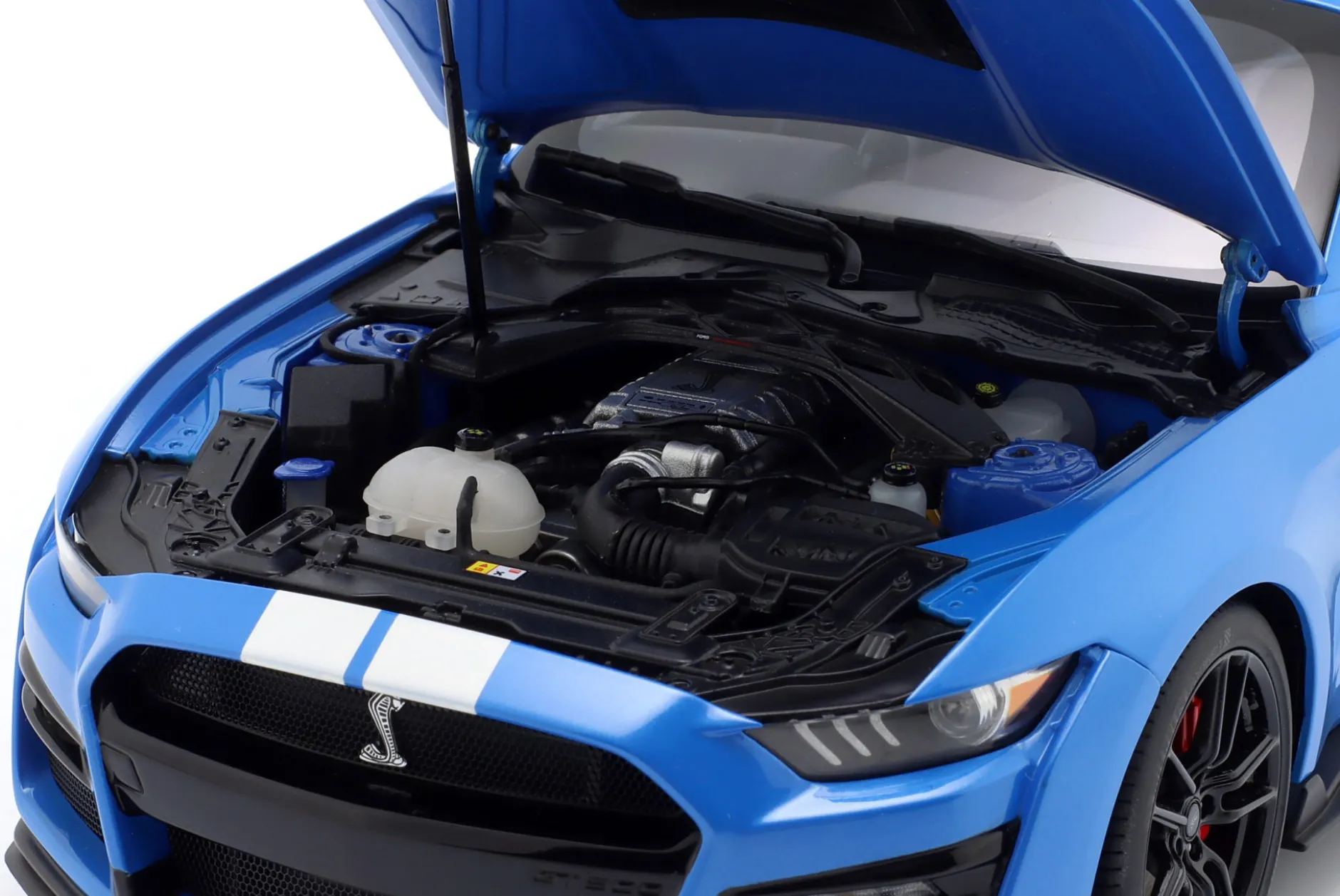 Ford Mustang Shelby GT500 grabber blau / weiße Streifen 1:18 AUTOart