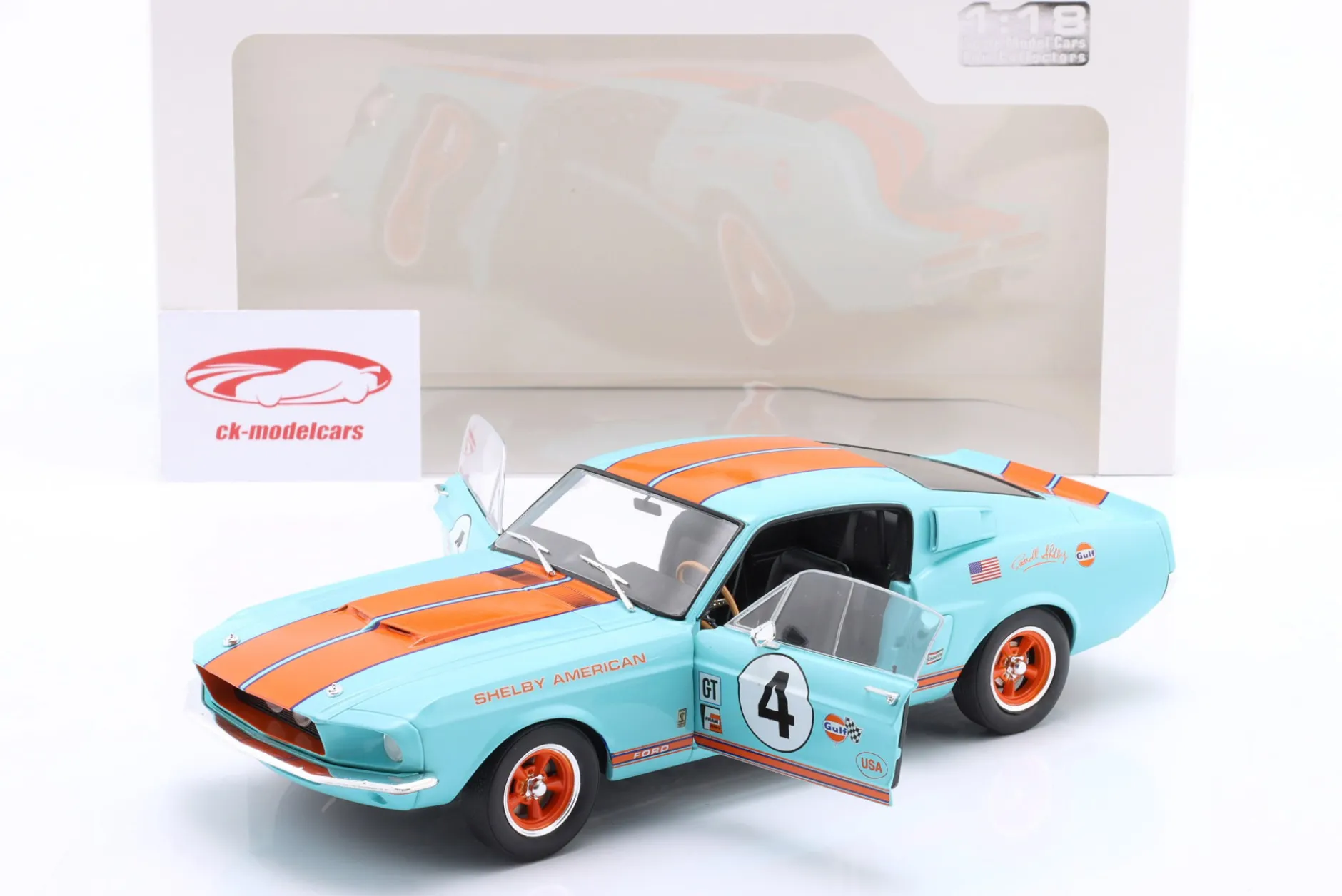 Ford Mustang Shelby GT500 #4 Gulf Racing Tribute 1967 1:18 Solido
