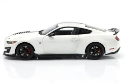 Ford Mustang Shelby GT500 weiß / schwarz 1:18 AUTOart