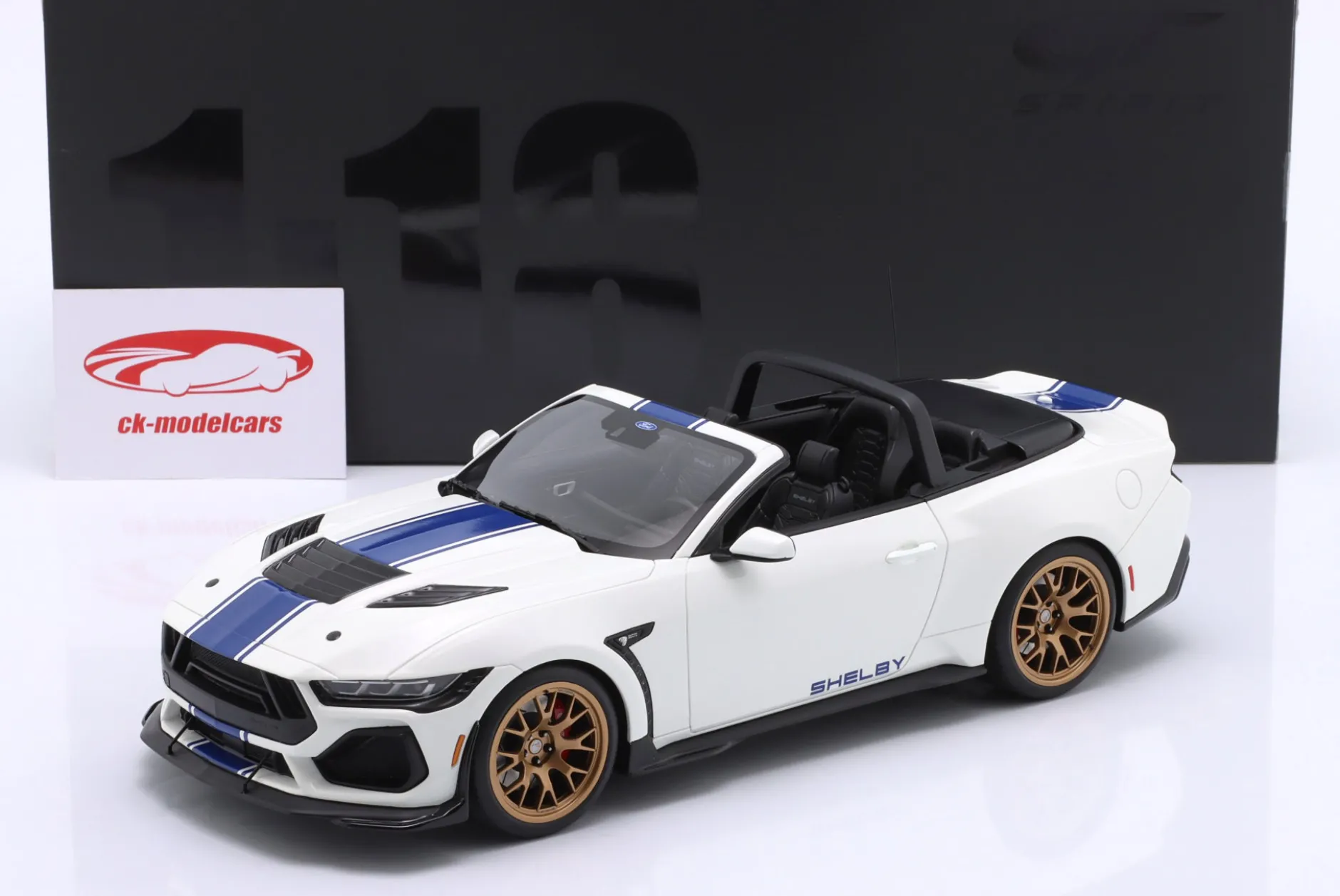 Ford Mustang Shelby Supersnake Baujahr 2025 Oxford weiß 1:18 GT-Spirit