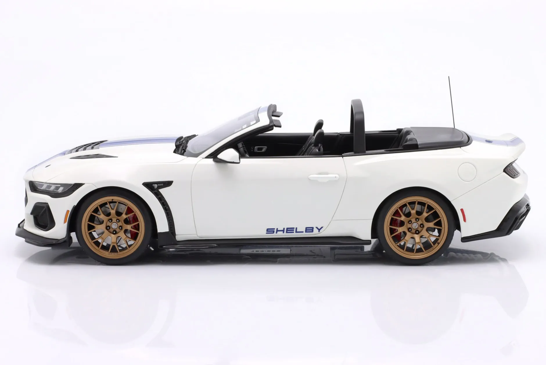 Ford Mustang Shelby Supersnake Baujahr 2025 Oxford weiß 1:18 GT-Spirit