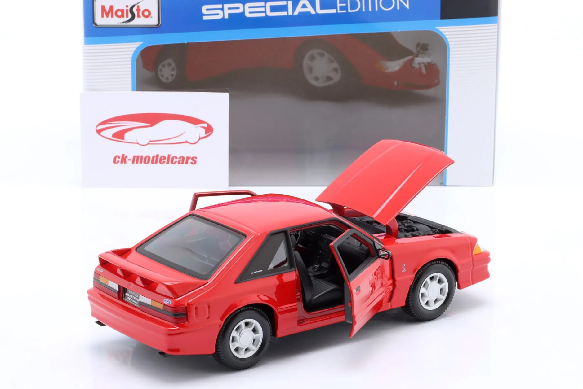 Ford Mustang SVT Cobra Baujahr 1993 rot 1:24 Maisto