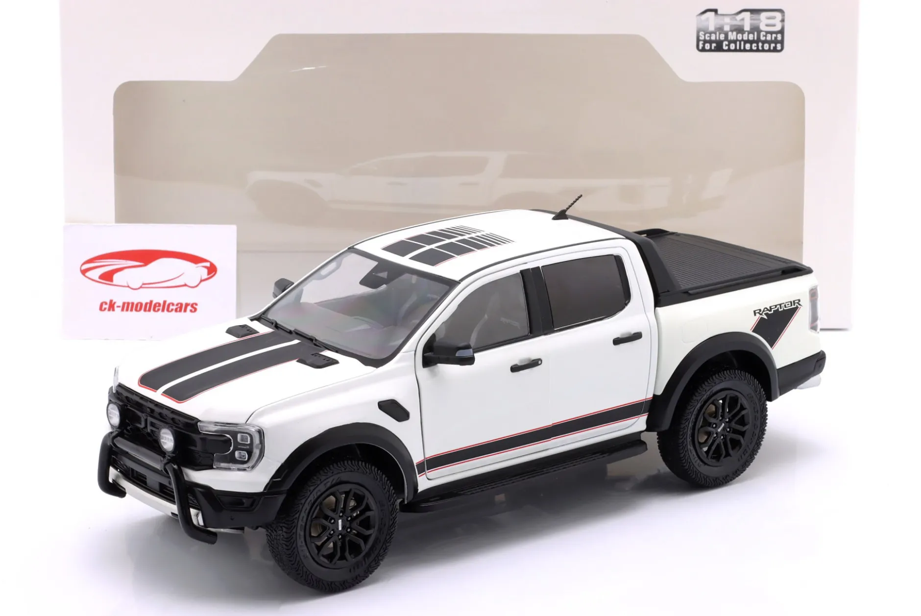 Ford Ranger Raptor Baujahr 2024 weiß 1:18 Solido