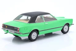 Ford Taunus GXL Limousine mit Vinyldach 1971 grün / schwarz 1:18 KK-Scale