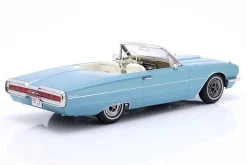 Ford Thunderbird Cabriolet Baujahr 1966 hellblau metallic 1:18 KK-Scale