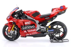 Francesco Bagnaia Ducati Desmosedici GP24 #1 MotoGP 2024 1:6 Maisto