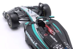 George Russell Mercedes-AMG F1 W15 #63 Formel 1 2024 mit Figur 1:24 Bburago