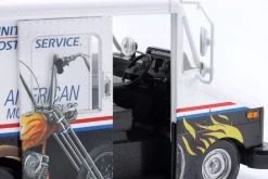 Grumman LLV United States Postal Service (USPS) weiß / schwarz 1:18 Greenlight