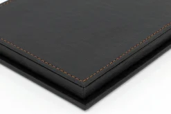 Hochwertige Vitrine mit Bodenplatte aus Leder für Modellautos im Maßstab 1:18 schwarz SAFE
