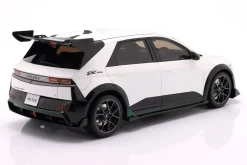 Hyundai Ioniq 5N DK Edition Baujahr 2025 mattweiß 1:18 OttOmobile