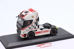 Iveco Stralis Hi-Way Sattelzugmaschine 2016 Abarth 1:43 Hachette