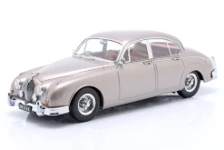 Jaguar MK II 3.8 RHD Baujahr 1959 perlsilber 1:18 KK-Scale
