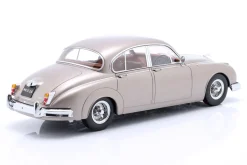 Jaguar MK II 3.8 RHD Baujahr 1959 perlsilber 1:18 KK-Scale