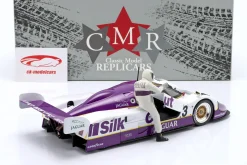 Jaguar XJR-12 #3 Sieger 24h LeMans 1990 mit Fahrerfigur 1:18 CMR