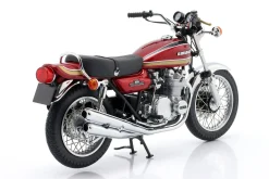 Kawasaki 900 Z1 Super 4 Baujahr 1972 rot metallic 1:12 Minichamps