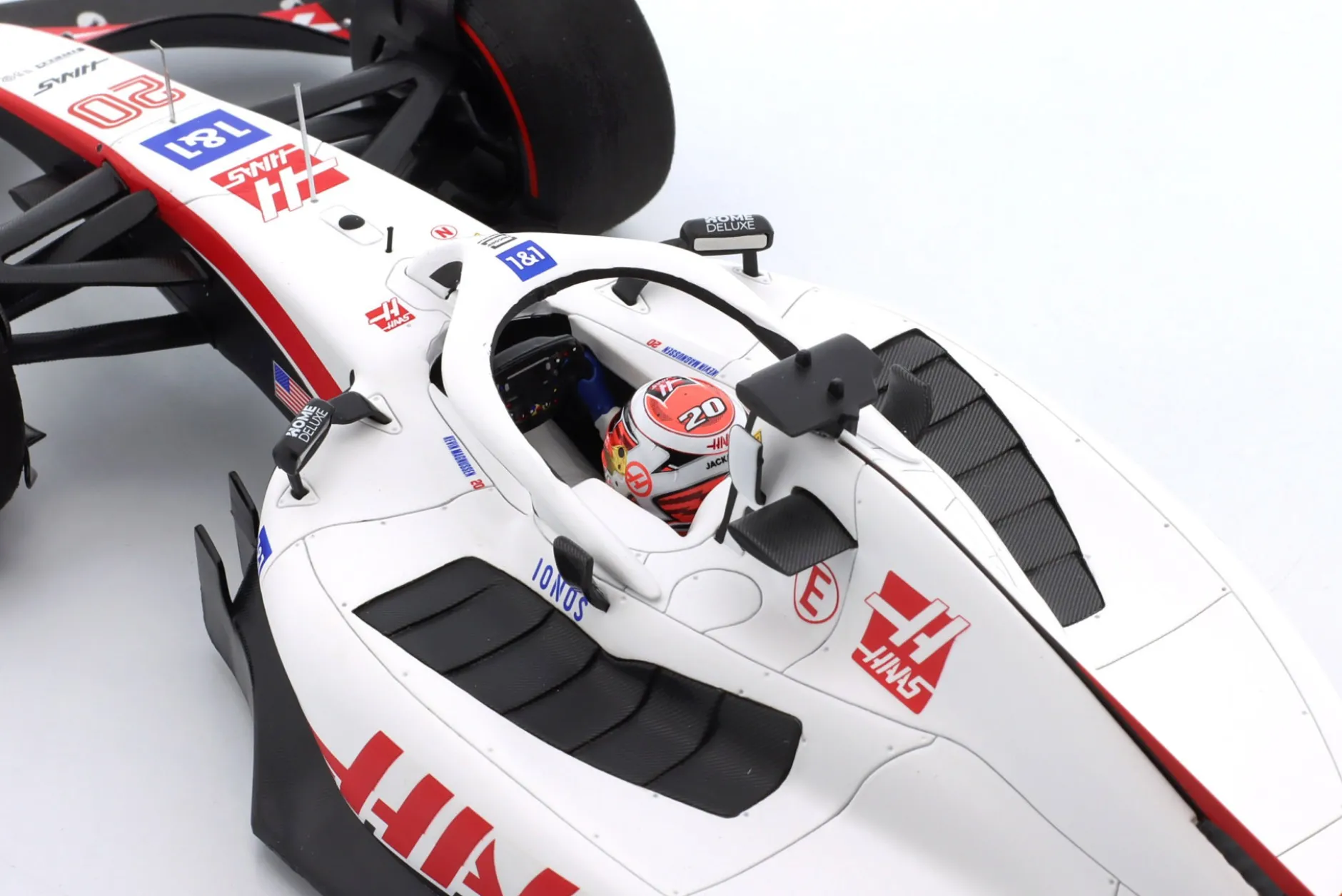 Kevin Magnussen Haas VF-22 #20 5th Bahrain GP Formel 1 2022 1:18 Minichamps