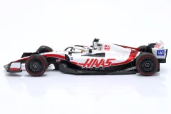Kevin Magnussen Haas VF-22 #20 5th Bahrain GP Formel 1 2022 1:18 Minichamps